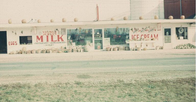 Youngs-Dairy-Store-1965